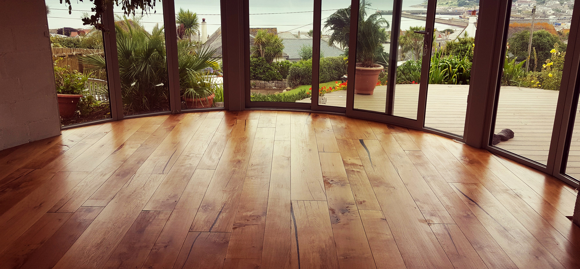 Engineered wood flooring Cornwall and Devon; new and reclaimed flooring
